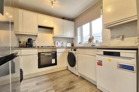 3 bedroom end of terrace house for sale, West Cliffe, Lytham