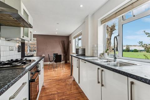3, Jonathan Court Windmill Road, London, W4 1SA