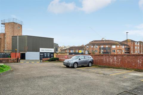 3, Jonathan Court Windmill Road, London, W4 1SA