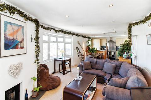2 bedroom apartment for sale, Above Town, Dartmouth, Devon, TQ6