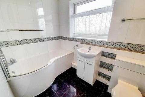 3 bedroom detached house for sale, Dunholme Road, Gainsborough