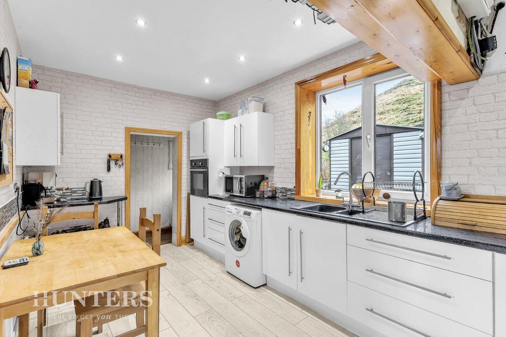 Dining kitchen