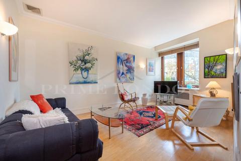 1 bedroom apartment for sale, Whitehouse Apartments, South Bank, London