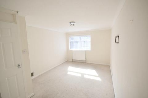 3 bedroom terraced house to rent, Airton Place, Newton Aycliffe