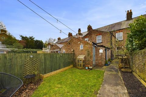 3 bedroom terraced house for sale, Kings Mill Road, Driffield