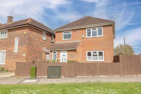 68 Spencer Road, Slough, SL3 8RT