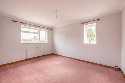 68 Spencer Road, Slough, SL3 8RT
