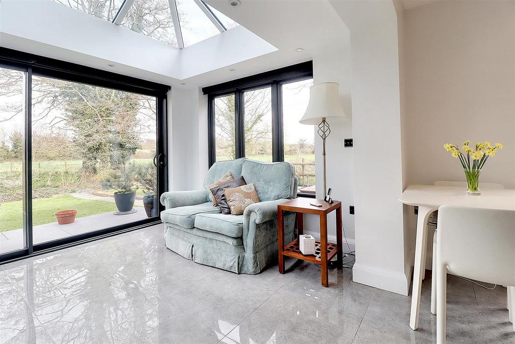 Garden room