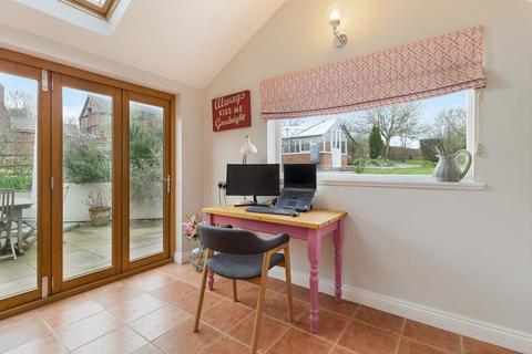 9 The Laurels, Tarrington, Hereford, HR1 4HY