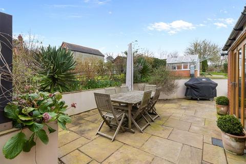 9 The Laurels, Tarrington, Hereford, HR1 4HY