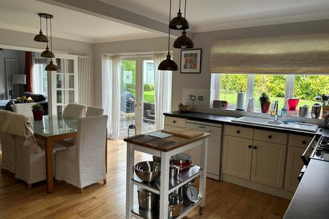 1 Cheney Close, Binfield, Bracknell, RG42 4HF