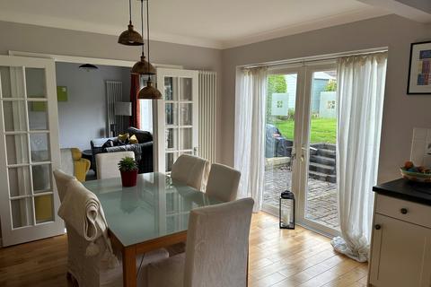 1 Cheney Close, Binfield, Bracknell, RG42 4HF