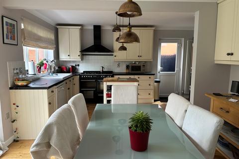1 Cheney Close, Binfield, Bracknell, RG42 4HF