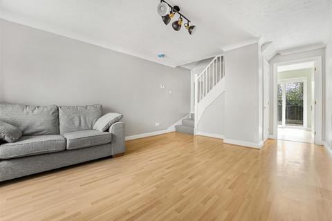 24 Dickens Close, Caversham, Reading, RG4 5LZ