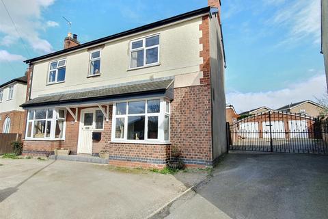 4 bedroom detached house for sale, Silver Street, Whitwick LE67