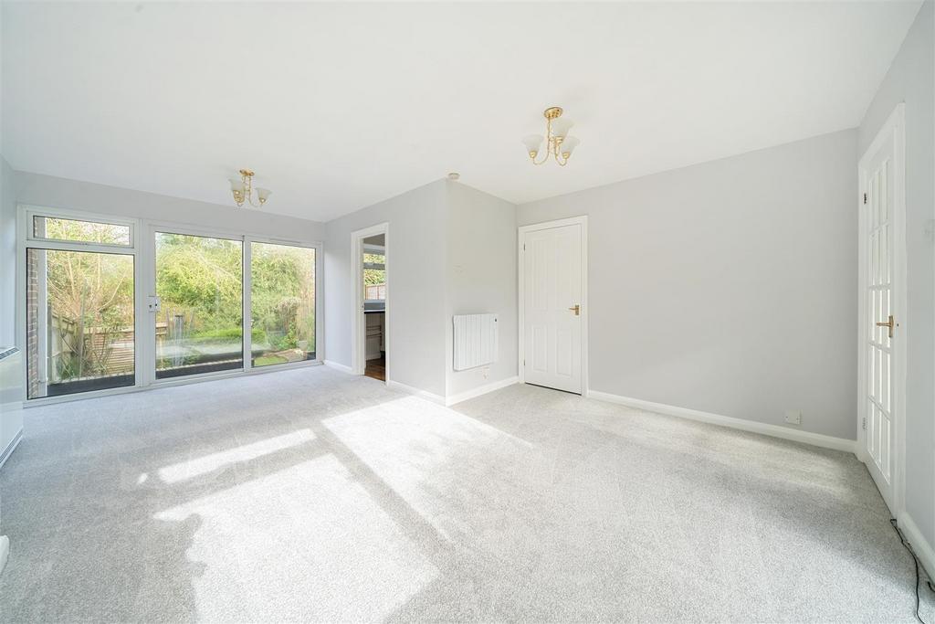 Western Gardens, Crowborough 2 bed house for sale £285,000