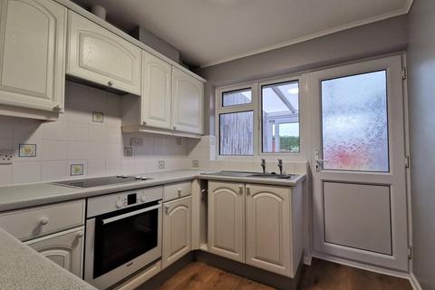 2 bedroom bungalow to rent, Brittons Crescent, Bury St Edmunds IP29