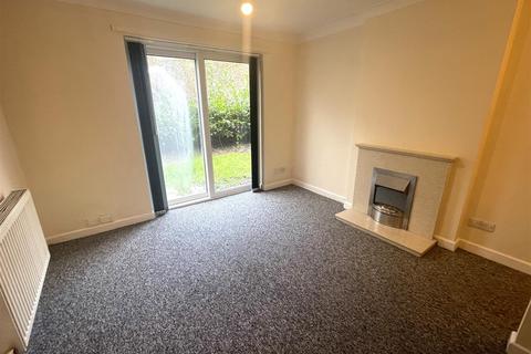 1 bedroom apartment to rent, Silverstone Crescent, Stoke-On-Trent ST6