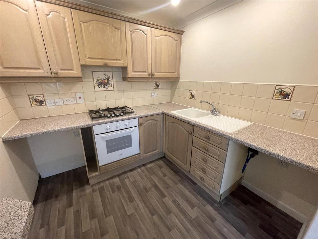 Kitchen 2,jpg