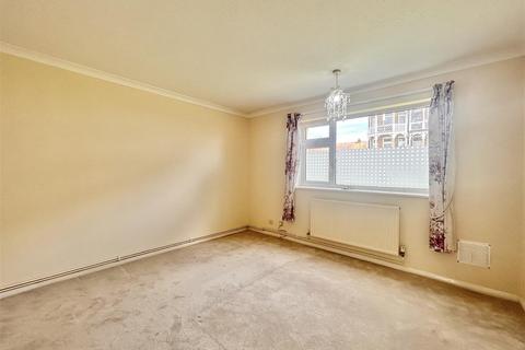 2 bedroom flat for sale, Minnis Road, Birchington, CT7