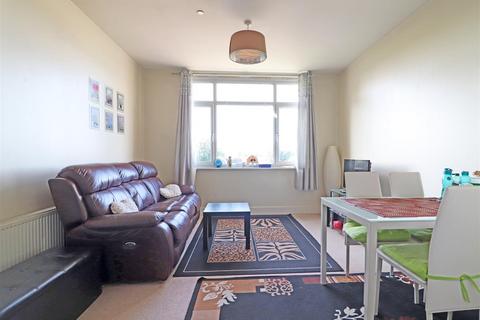 2 bedroom flat for sale, Burrage Road, Redhill