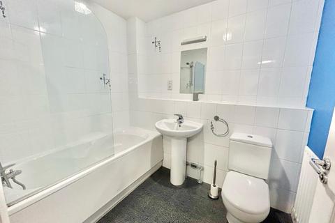 2 bedroom apartment to rent, Gisburn Road, Barrowford, Nelson