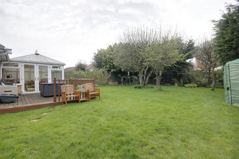 2 bedroom semi-detached bungalow for sale, Moor Green, Hull