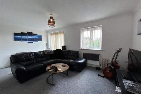 2 bedroom apartment for sale, Braken Road, West Timperley