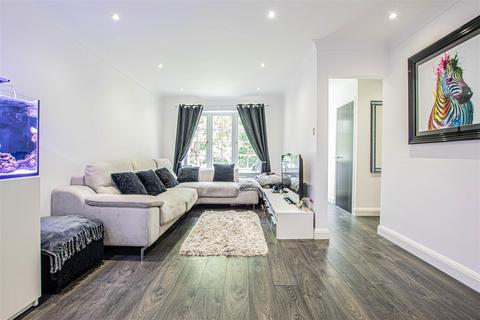 53 Heathgate, Hertford Heath, Hertford, SG13 7PL