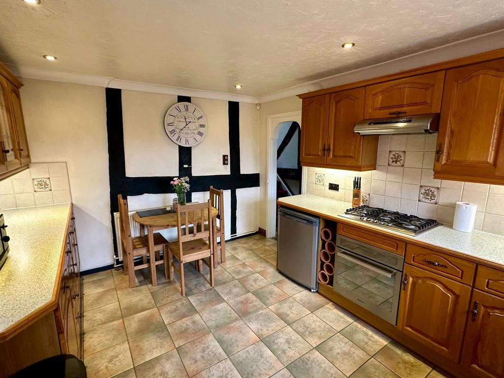 191 Holme Lacy Road, Hereford, HR2 2 bed detached house for sale £239,950