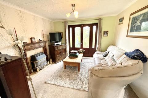 3 bedroom semi-detached house for sale, Cherrytree Grove, Spalding