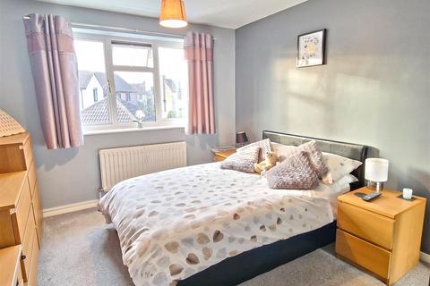 21 Benson Close, Bicester, OX26 4FQ