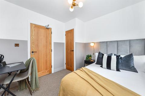 1 bedroom in a house share to rent, Belvedere Road, Burton-On-Trent DE13