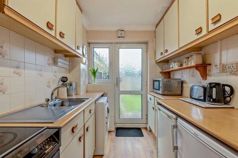 2 bedroom terraced house for sale, Merton Road, Bearsted, Maidstone