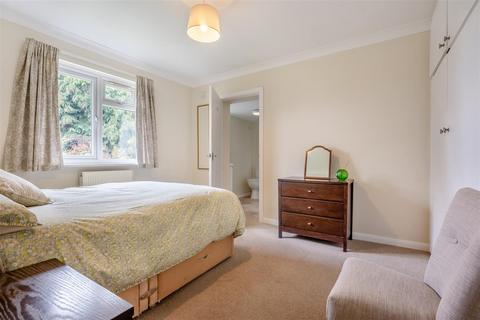 2 bedroom bungalow for sale, Walnut Tree Lane, Loose, Maidstone