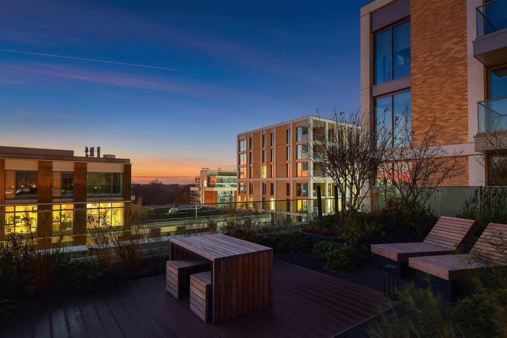 Residents roof gdn (cgi)