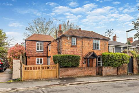 4 bedroom detached house for sale, Middle Hill, Egham TW20