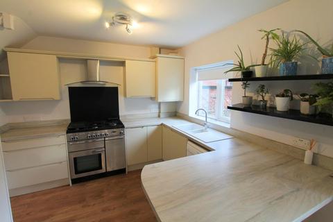 3 bedroom terraced house for sale, Elmfield Road, Alderley Edge