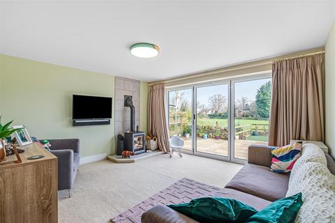 4 bedroom detached house for sale, Cleasby Road, Menston LS29