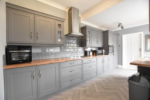 12 Burringham Road, Scunthorpe, DN17 2BB