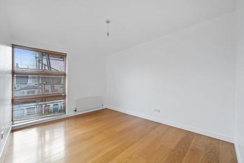Flat 5, 17 Albion Road, London, N16 9PF