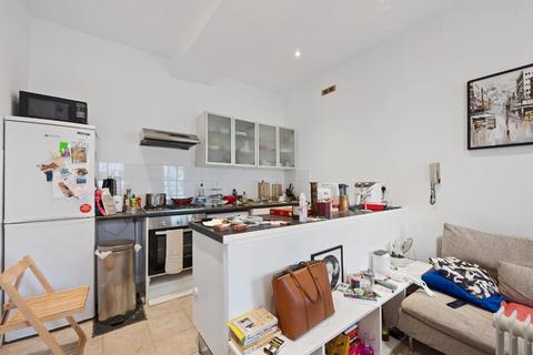 1 bedroom apartment for sale, Linden Mews, London, N1