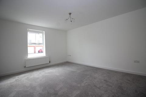 2 bedroom flat for sale, Leaze Close, Thornbury, Bristol