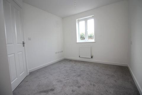 2 bedroom flat for sale, Leaze Close, Thornbury, Bristol