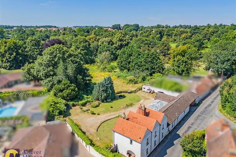 5 bedroom link detached house for sale, INFORMAL TENDER - Pig Lane, Bishop's Stortford