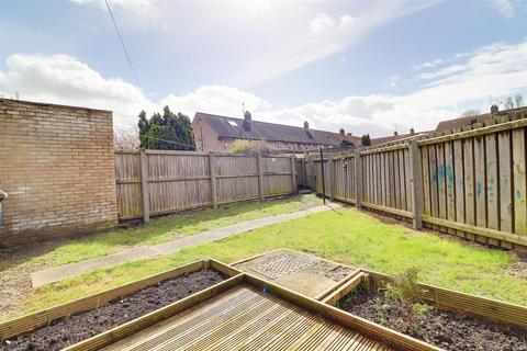 2 bedroom end of terrace house for sale, Taunton Road, Hull