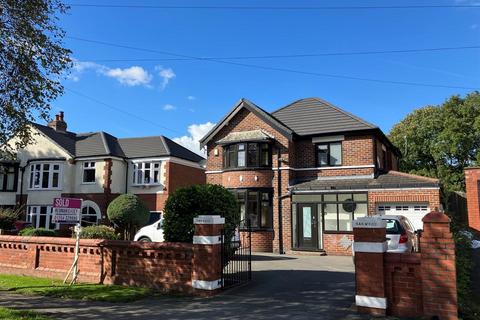 3 bedroom detached house for sale, Lever Park Avenue, Horwich, Bolton