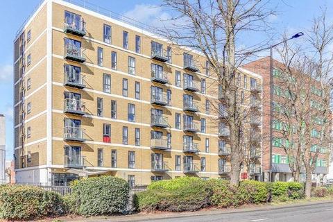 1 bedroom flat for sale, Victoria Avenue, Southend-On-Sea SS2