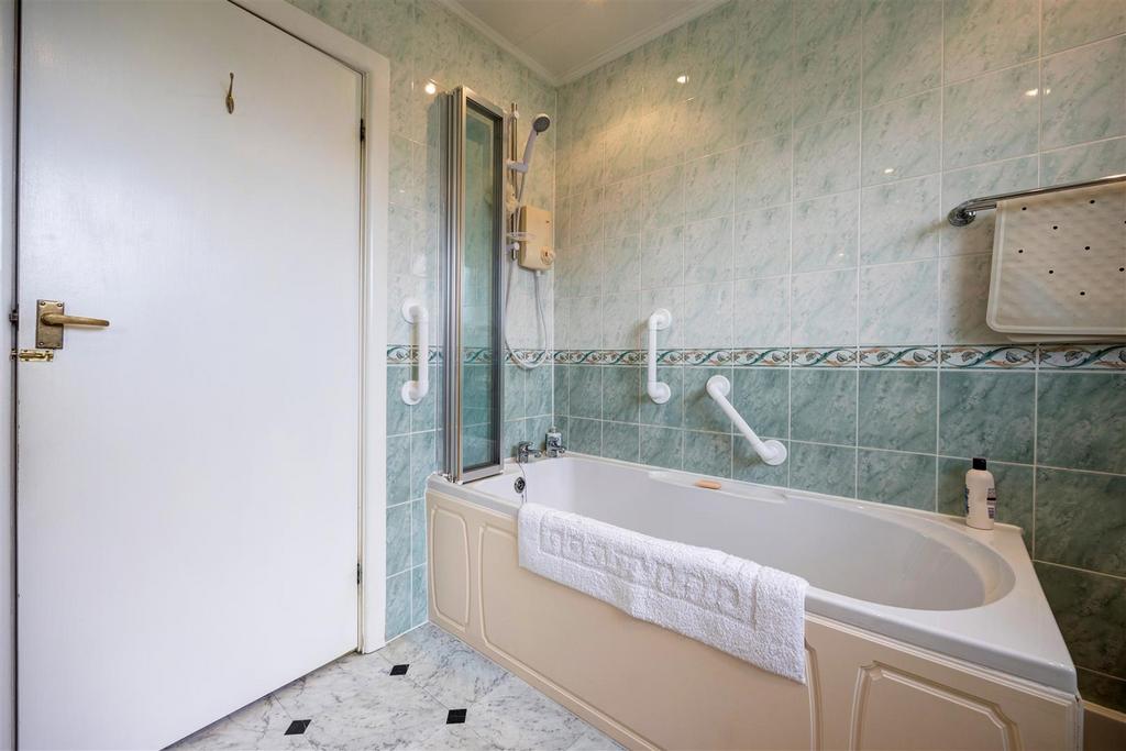 Bath 04.jpg