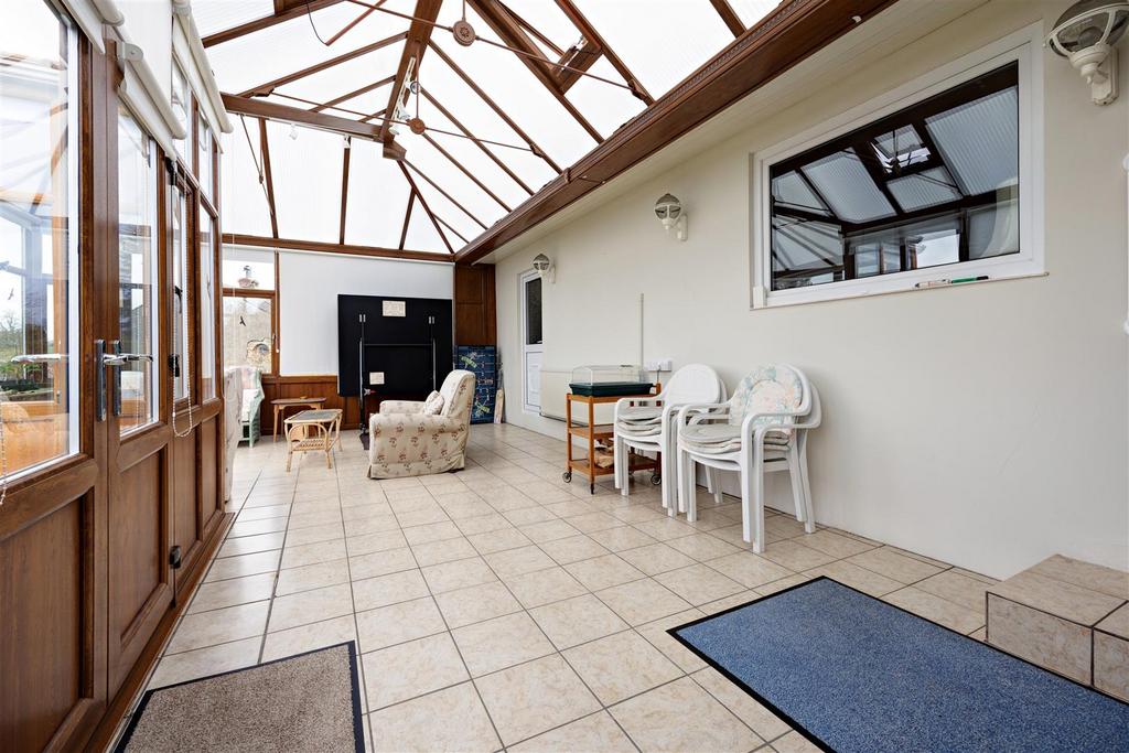 Conservatory 01.jpg